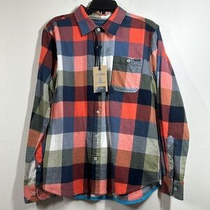Cubbies The IPlaid Classic Flannel Button Down Long Sleeve Shirt NWT Size Medium